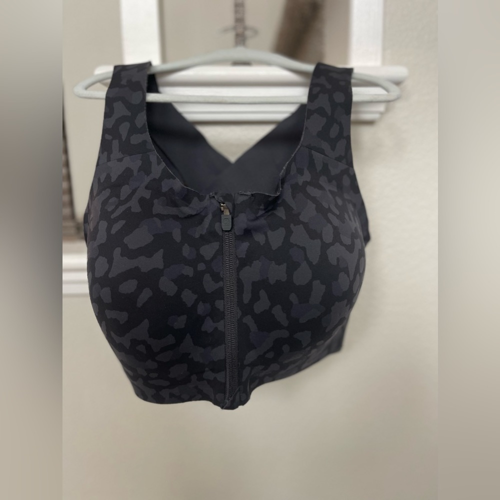 Lululemon Enlite Bra HIGH support front zip